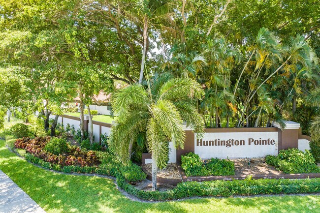 Huntington Pointe