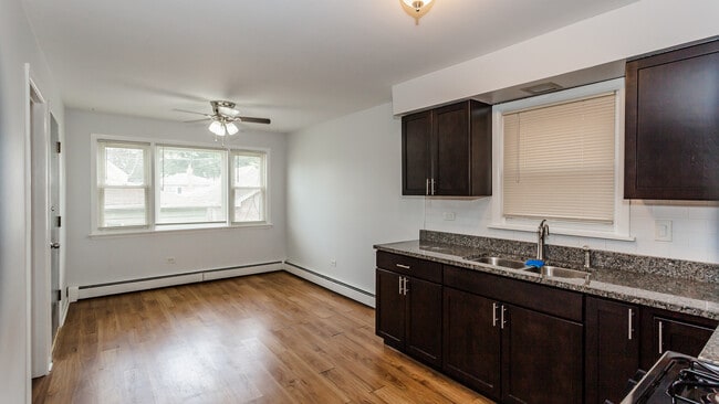 Foto del edificio - 5940 S Kilbourn Ave