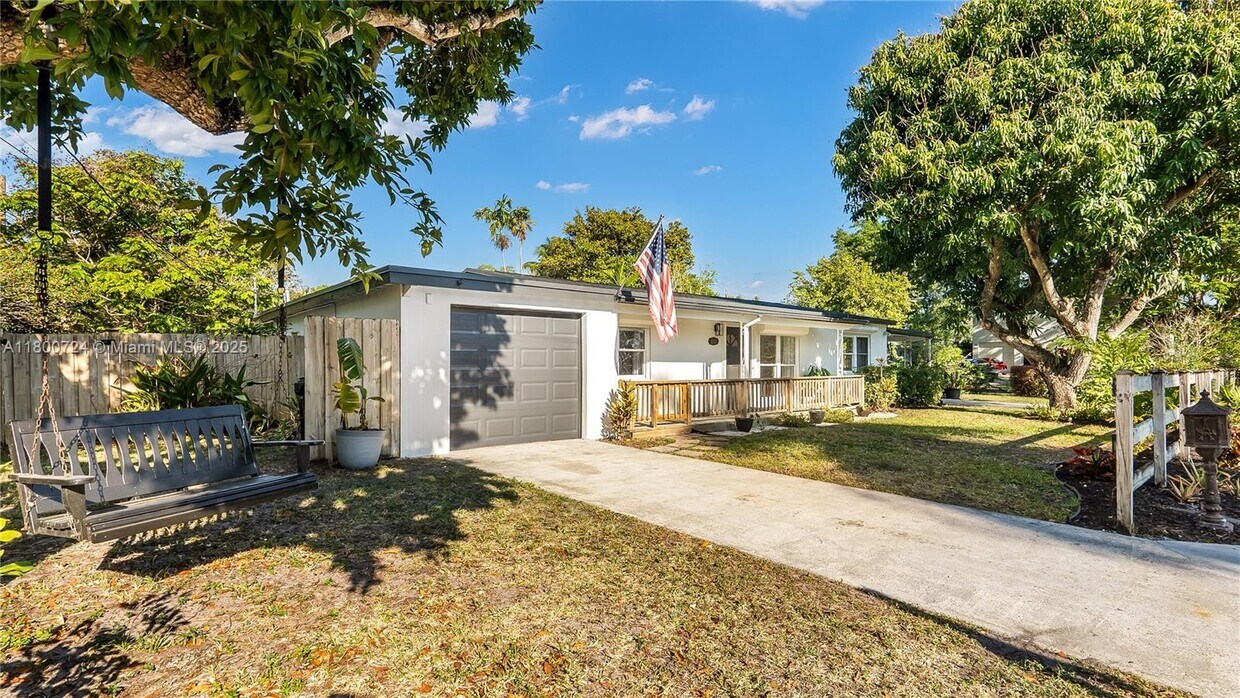 Foto principal - 1701 SW 12th Ave