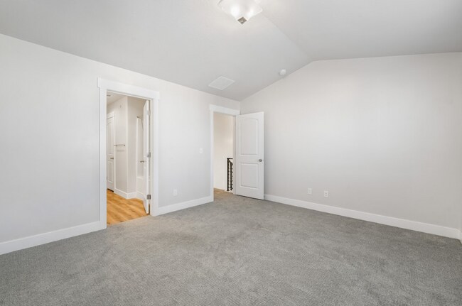 Foto del edificio - Charming 3-Bedroom Home for Rent in Lehi, UT