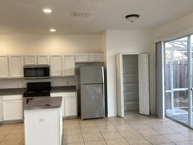 Photo - Kissimmee Pool Home with 7 bedrooms!