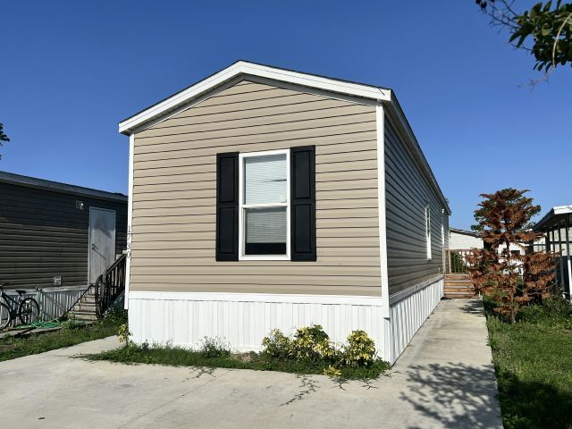 Foto principal - 1730 Daffodil Ave
