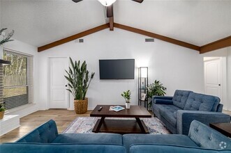 Building Photo - 2613 Quail Valley