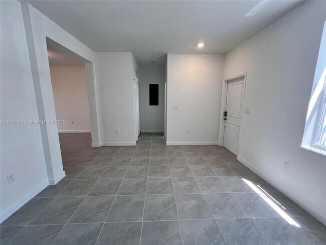 Foto del edificio - 29263 SW 163rd Ct