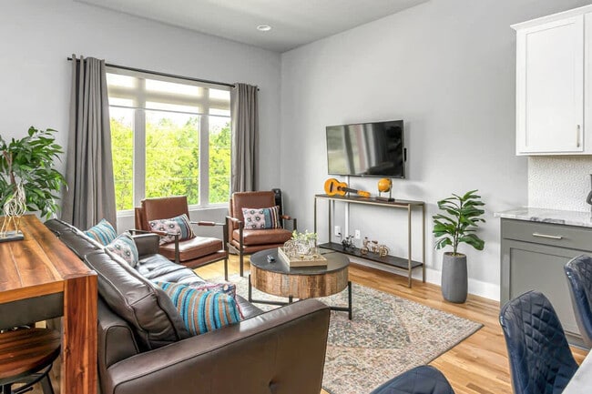 Foto del edificio - 962 Youngs Ln