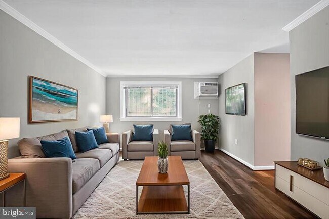 Foto del edificio - 3105 Naylor Rd SE