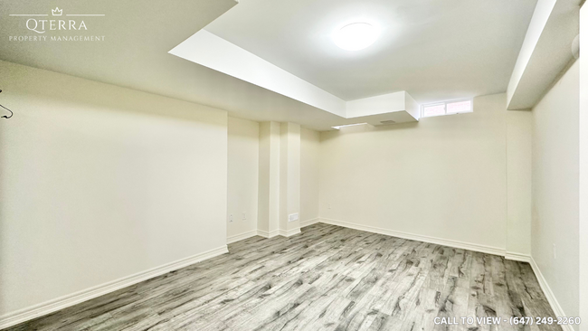 Building Photo - 643 Fleetwood Dr