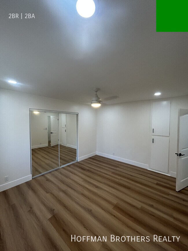 Foto del edificio - 8206 Romaine St