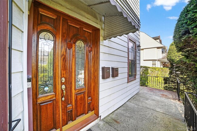 Foto del edificio - 81 Woodland Ave