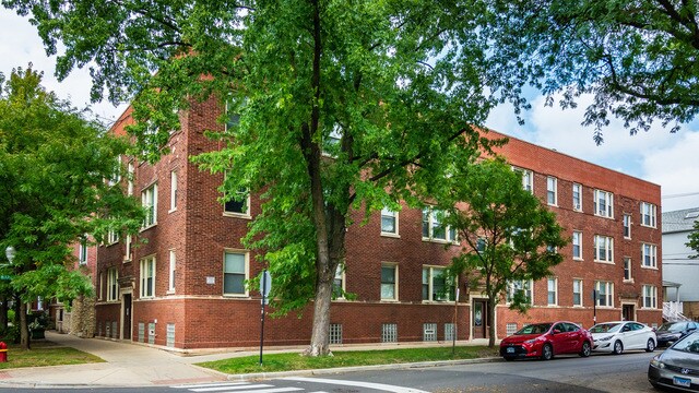 Foto del edificio - 3103 N Racine Ave