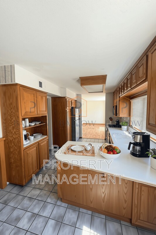 Foto del edificio - 10045 Woodpark Dr
