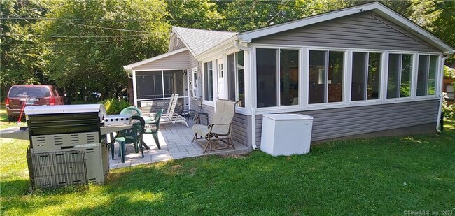 Building Photo - 300 Bantam Lake Rd