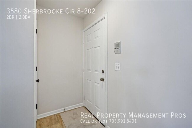 Building Photo - 3580 Sherbrooke Cir