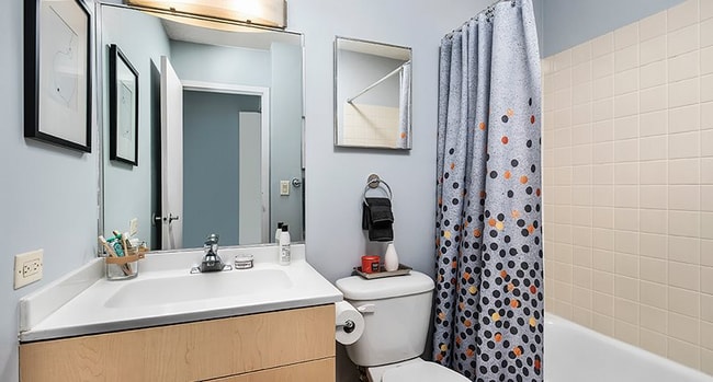 Building Photo - 1212 S Michigan Ave