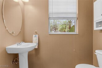 Building Photo - 3240 Cottonwood Bend