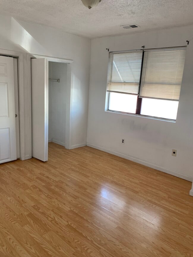 Foto del edificio - 2600 S Mildred St