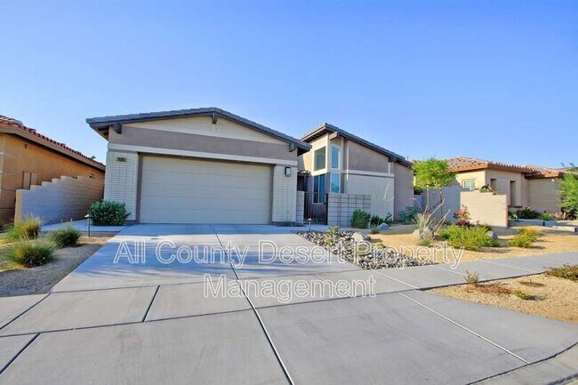 Building Photo - 74565 Tesla Dr