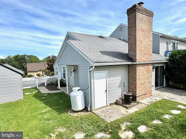 Foto del edificio - 211 Halsey Ave