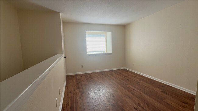 Foto del edificio - 2100 Wilcrest Dr