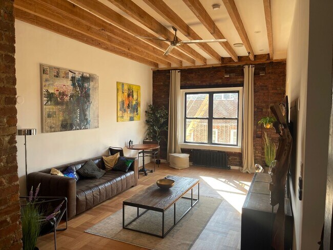 Foto del edificio - 675 Walton Ave