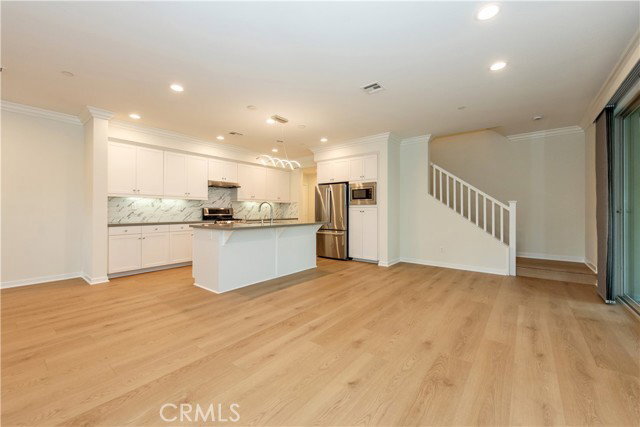Building Photo - 256 Borrego