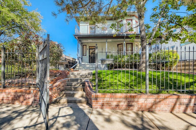003-029-Exterior Front2-666x445-72dpi - 3247 W 19th Ave