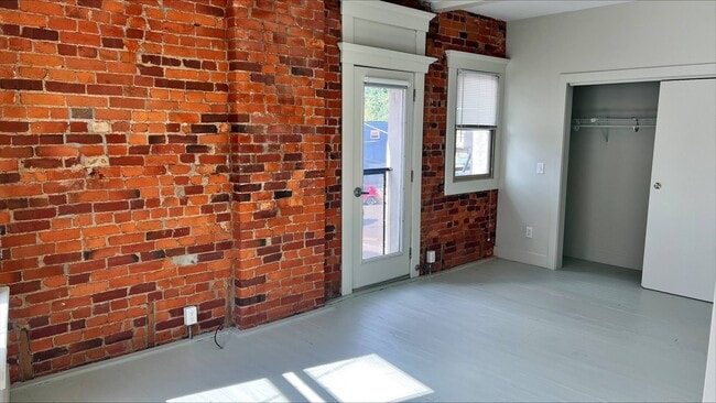 Building Photo - The Day Companies - Short North