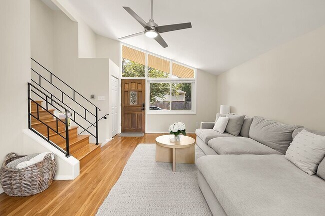 Foto del edificio - 11834 Charles Rd