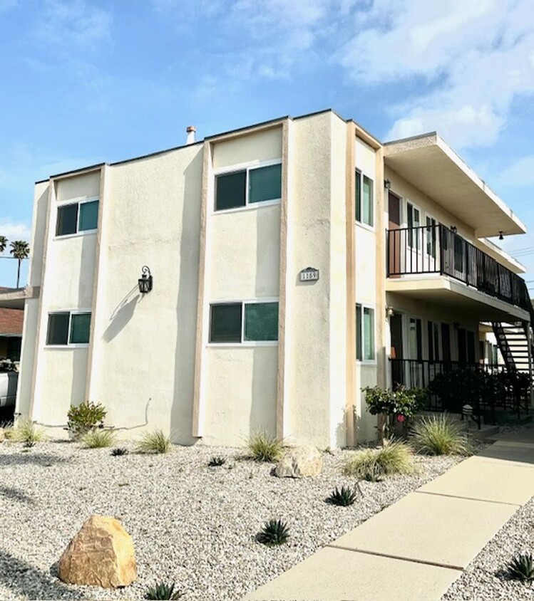 Foto principal - One bedroom apartment! Downtown Ventura!