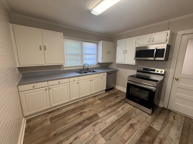 Foto del edificio - 1754 Poplar St