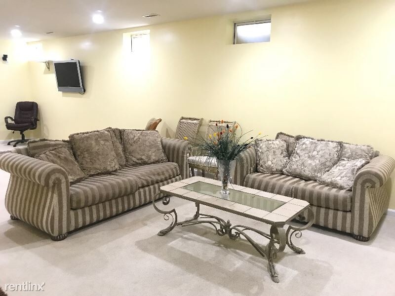 Primary Photo - 1 br, 1.5 bath House - 9047 Galvin Ln