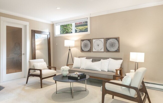 Foto del edificio - Waterfront Studio Kirkland Available for R...
