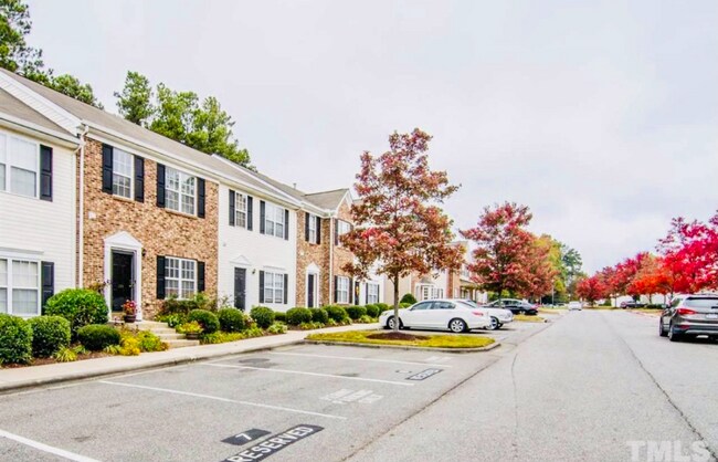 Building Photo - 21 Edgebrook Cir