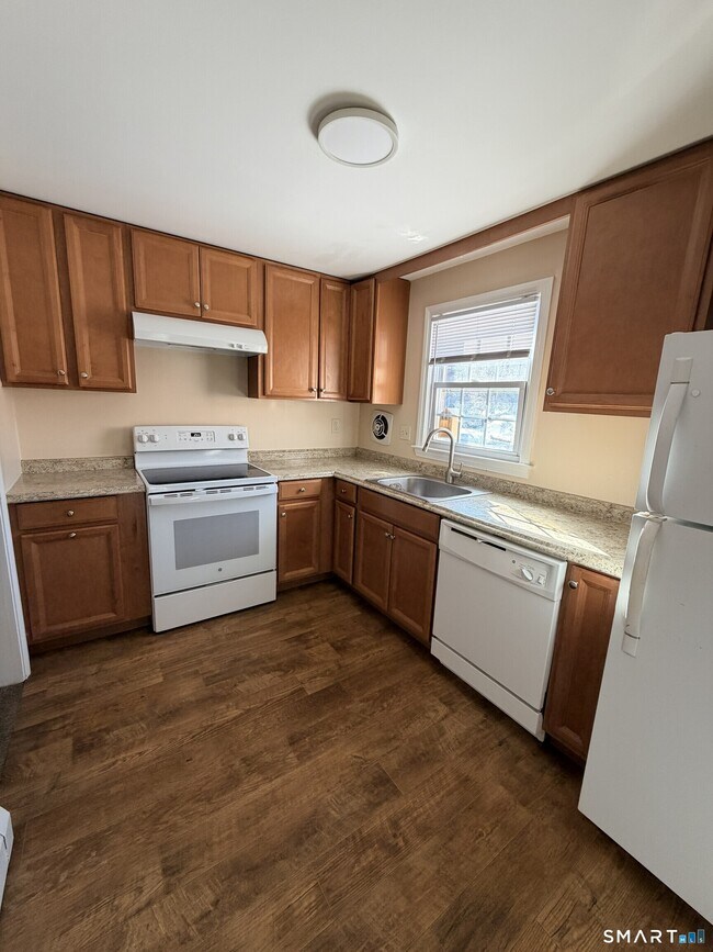 Foto del edificio - 7 Grandview Dr