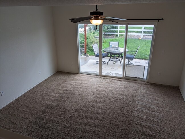 Foto del edificio - 2427 Sunbury Ln