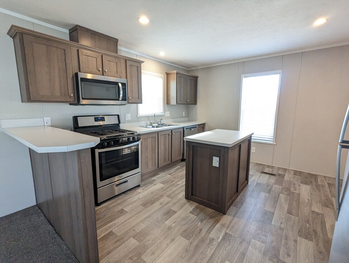 122 Texas, Belleville, MI 48111 House Rental in Belleville, MI