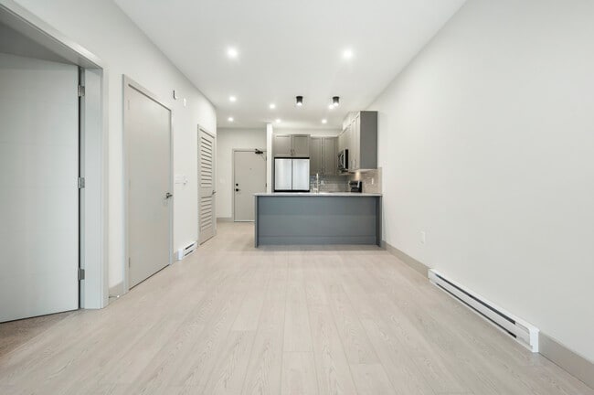 Photo du bâtiment - 45547-45547 Knight Rd