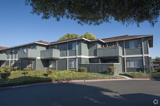 Building Photo - Woodside Park