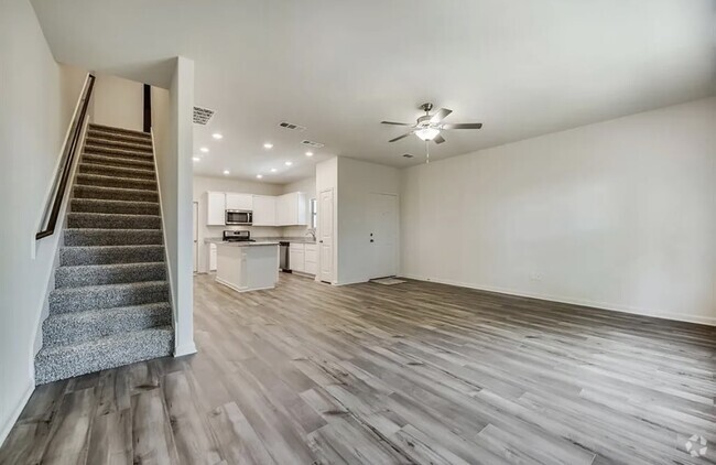 Building Photo - 315 Stone Ct