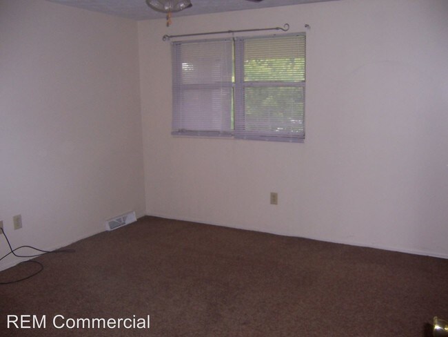 Building Photo - 7630 Stuhldreher St NW