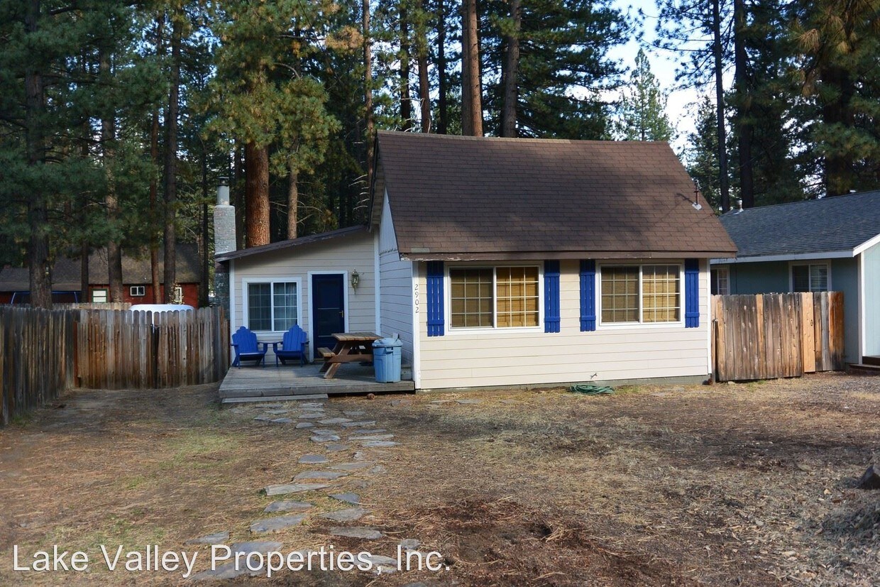 Primary Photo - 2 br, 1 bath House - 2902 Oakland Ave.