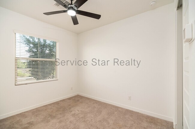 Foto del edificio - 6322 W Illini St