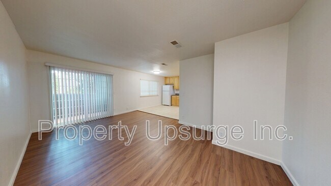 Foto del edificio - 1013 Echo Rd