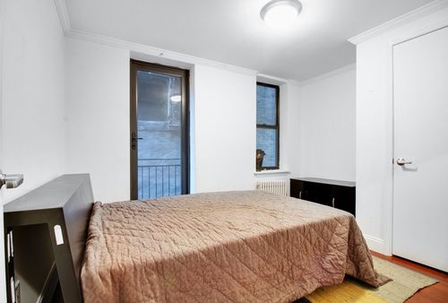 Building Photo - 124 1ST Ave