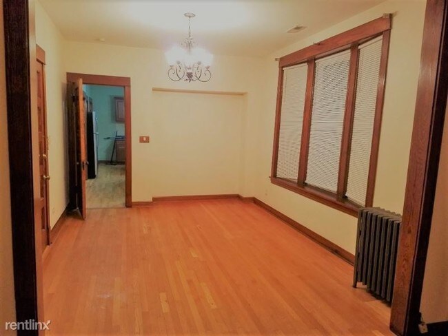 Foto del edificio - 2456 N Central Park Ave