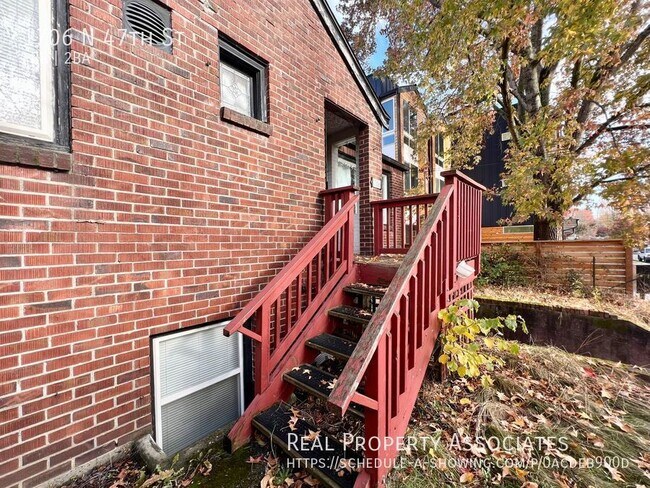 Foto del edificio - 1706 N 47th St