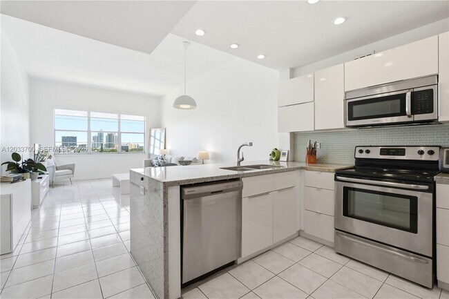Foto del edificio - 1020 Meridian Ave