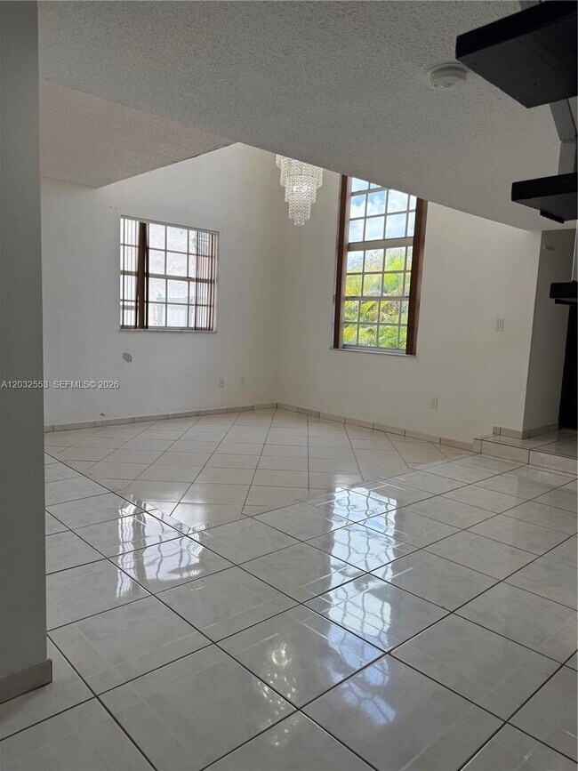 Foto del edificio - 9940 SW 146th Ct