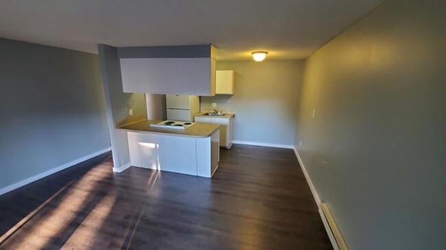 Building Photo - 1 bedroom in Bothell WA 98011