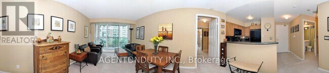 Photo du bâtiment - 109 Front St E